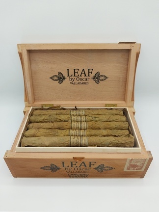 Leaf by Oscar Lancero (7x38) Connecticut Limited